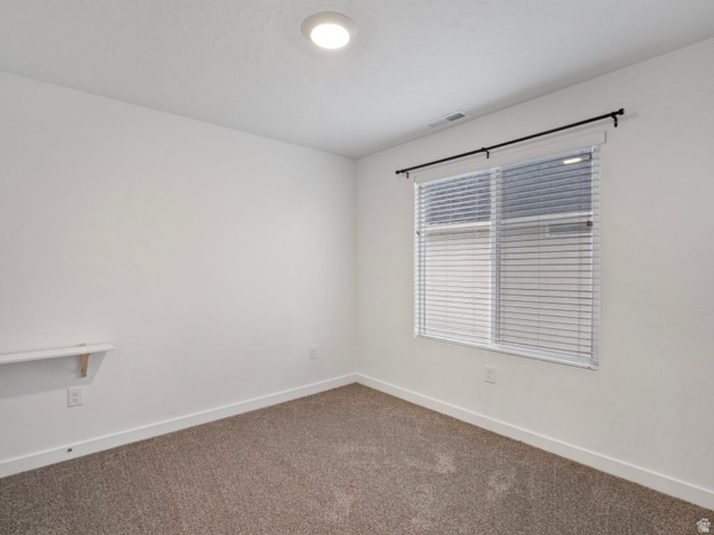 Image 17 of property listing at 3935 W ROCK ISLAND AVE, Lehi, UT 84043