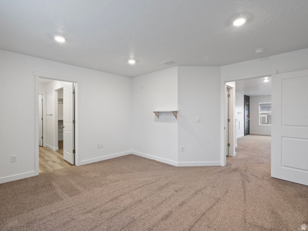Image 19 of property listing at 3935 W ROCK ISLAND AVE, Lehi, UT 84043