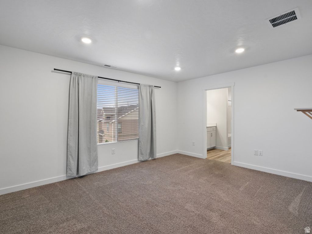 Image 20 of property listing at 3935 W ROCK ISLAND AVE, Lehi, UT 84043