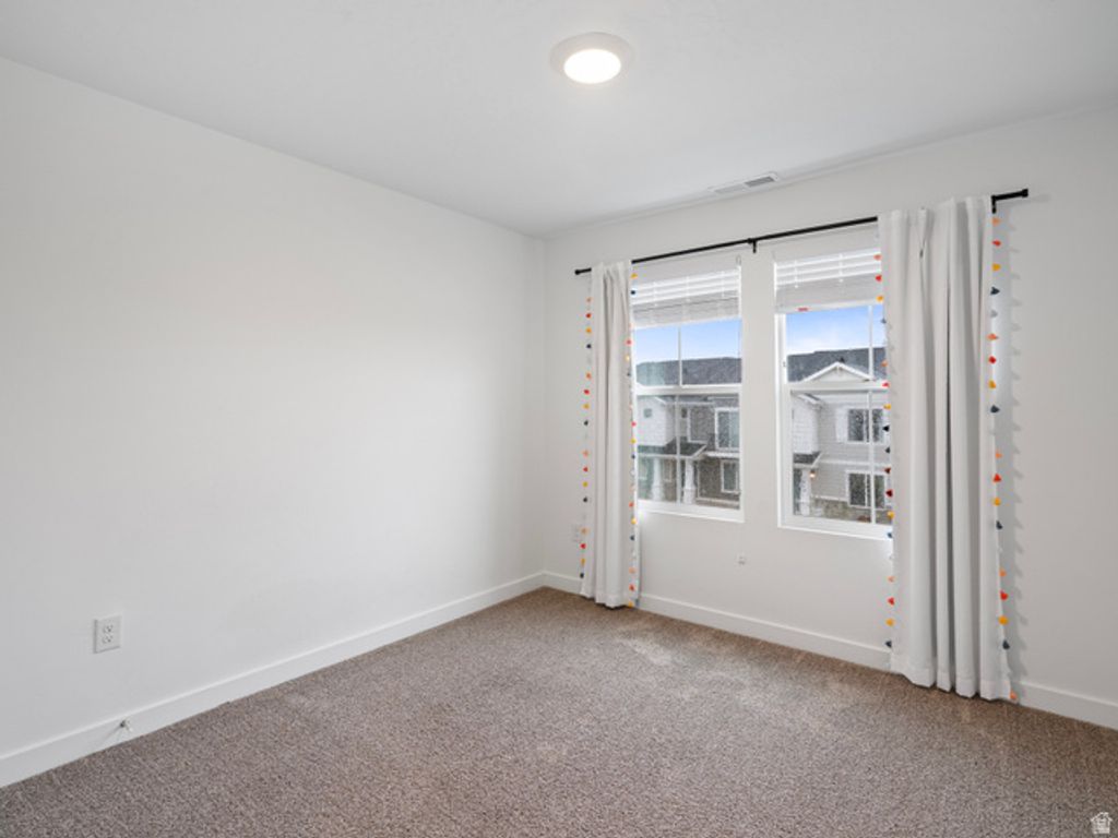 Image 24 of property listing at 3935 W ROCK ISLAND AVE, Lehi, UT 84043