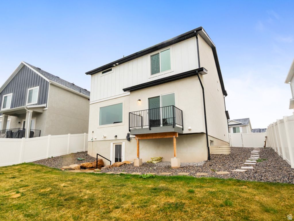 Image 32 of property listing at 3935 W ROCK ISLAND AVE, Lehi, UT 84043