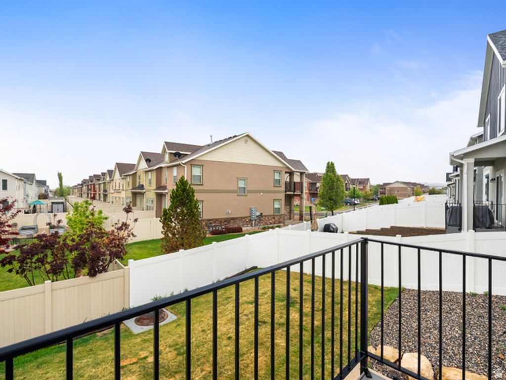 Image 33 of property listing at 3935 W ROCK ISLAND AVE, Lehi, UT 84043