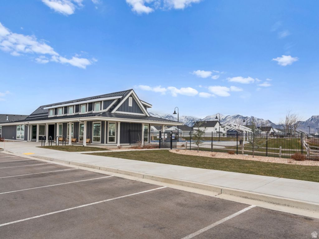Image 35 of property listing at 3935 W ROCK ISLAND AVE, Lehi, UT 84043
