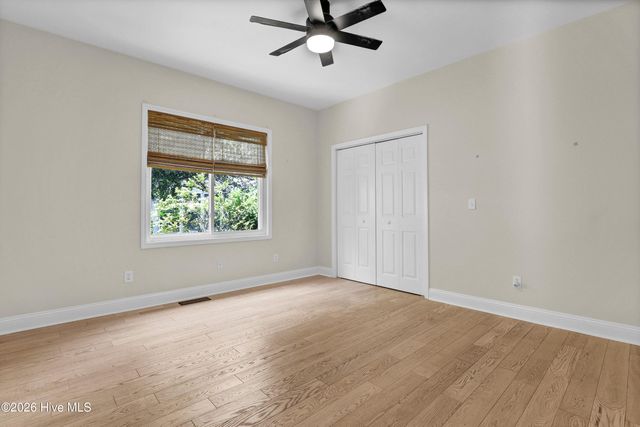427 Lakeview Drive, Hampstead, NC 28443