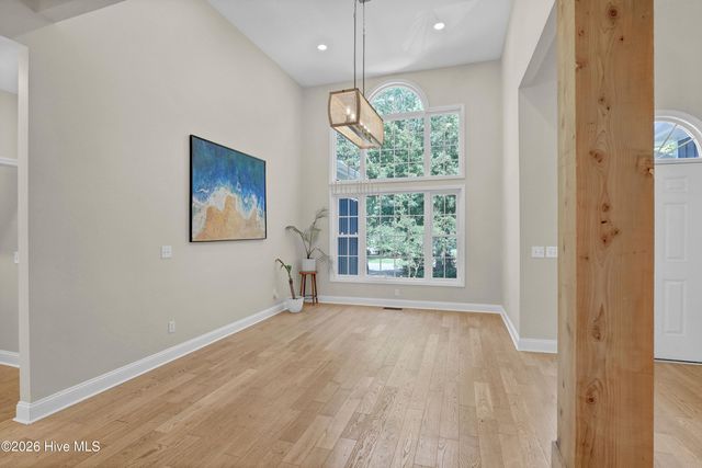 427 Lakeview Drive, Hampstead, NC 28443