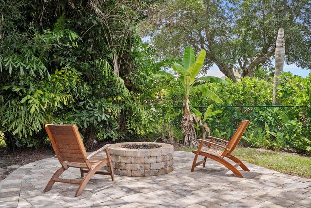 8897 SW Fishermans Wharf Drive, Stuart, FL 34997