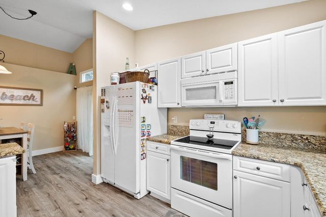 8897 SW Fishermans Wharf Drive, Stuart, FL 34997