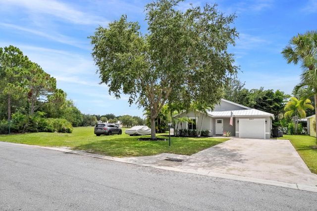 8897 SW Fishermans Wharf Drive, Stuart, FL 34997