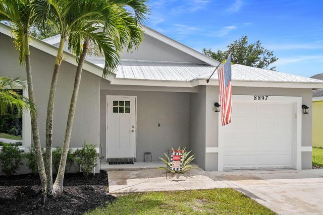 8897 SW Fishermans Wharf Drive, Stuart, FL 34997