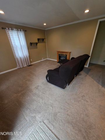 5435 Clover Lane, Toledo, OH 43623