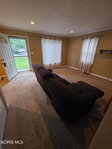 5435 Clover Lane, Toledo, OH 43623