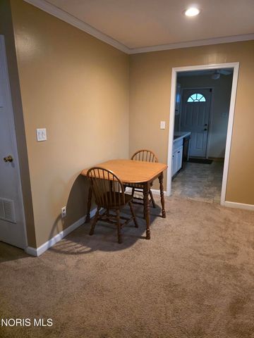 5435 Clover Lane, Toledo, OH 43623