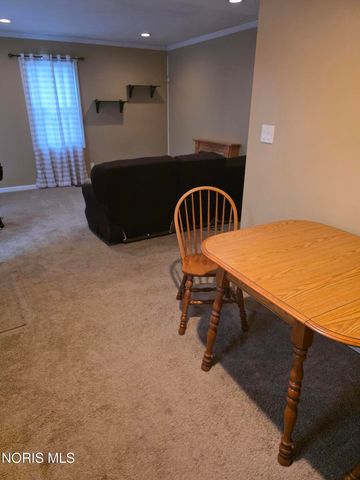5435 Clover Lane, Toledo, OH 43623