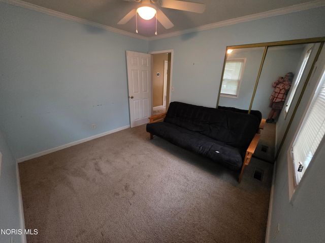 5435 Clover Lane, Toledo, OH 43623