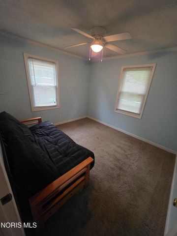 5435 Clover Lane, Toledo, OH 43623