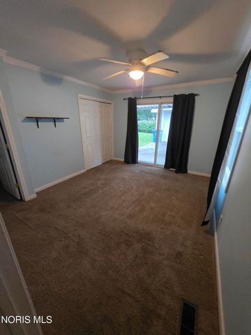 5435 Clover Lane, Toledo, OH 43623