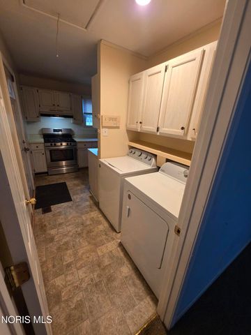 5435 Clover Lane, Toledo, OH 43623