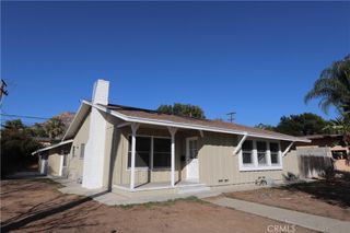 587 W Blaine, Riverside, CA 92507