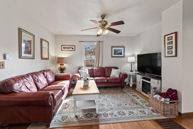 229 S Concord ROAD, Oconomowoc, WI 53066