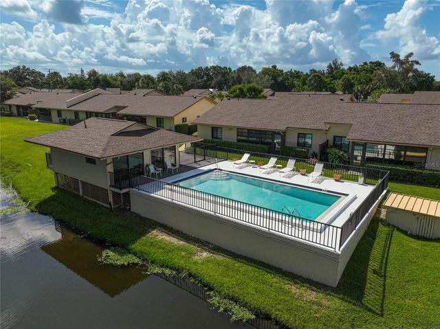 3189 GLEN ELYN BOULEVARD 3, Sarasota, FL 34237