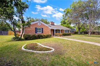 2010 N Beal Street, Belton, TX 76513