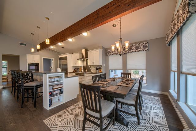 329 MEADOWBROOK DR, Hollywood Park, TX 78232