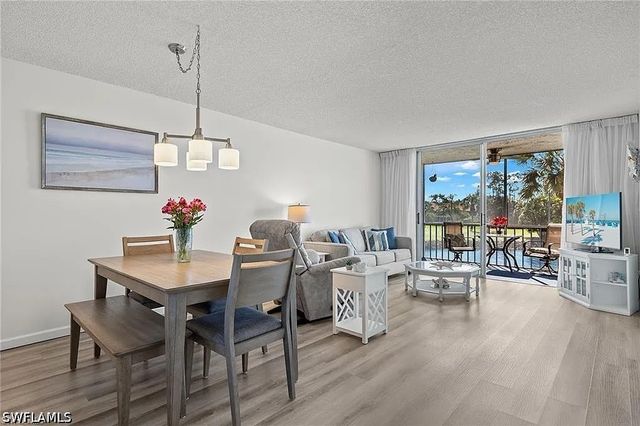 200 Forest Lakes BLVD 204, Naples, FL 34105