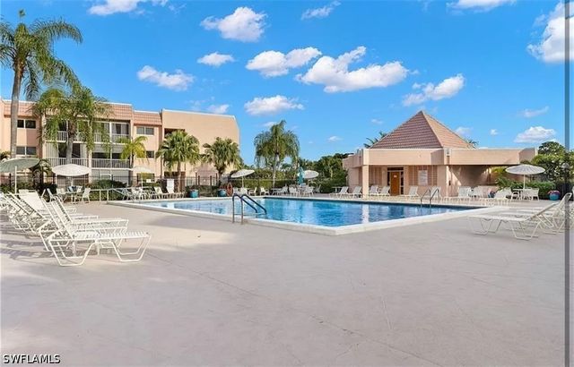 200 Forest Lakes BLVD 204, Naples, FL 34105