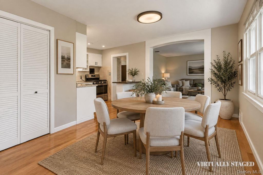 2 St Anthony Avenue, Nanuet, NY 10954 — photo 3