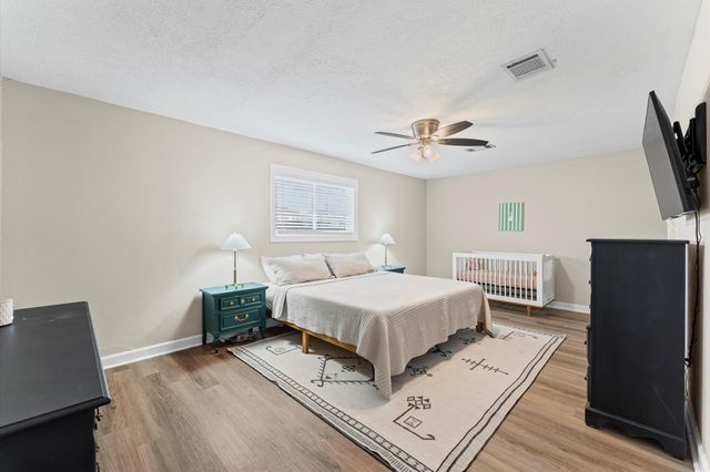 710 N Kaufman Drive, Deer Park, TX 77536