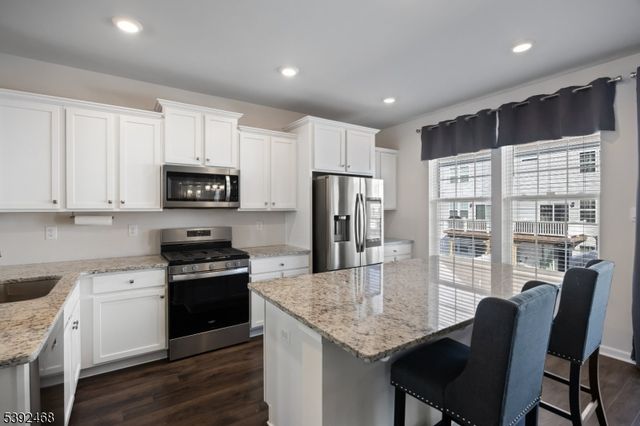 69 Sister's Farmstead Rd, Mount Laurel Twp., NJ 08054