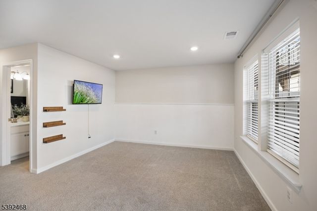 69 Sister's Farmstead Rd, Mount Laurel Twp., NJ 08054