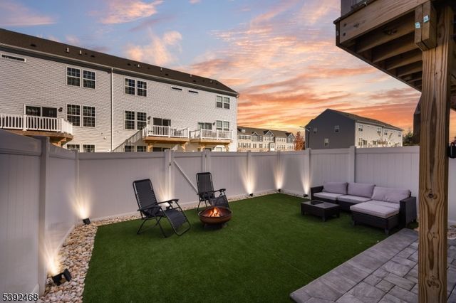 69 Sister's Farmstead Rd, Mount Laurel Twp., NJ 08054