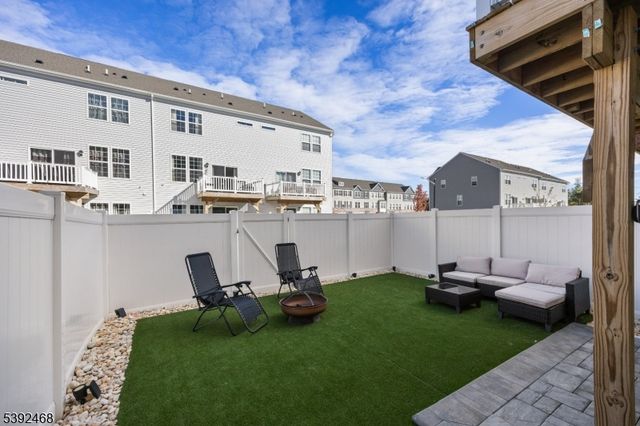 69 Sister's Farmstead Rd, Mount Laurel Twp., NJ 08054