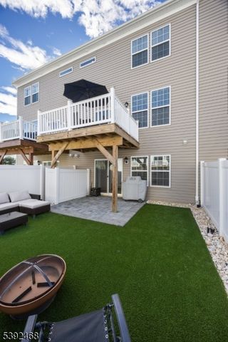 69 Sister's Farmstead Rd, Mount Laurel Twp., NJ 08054