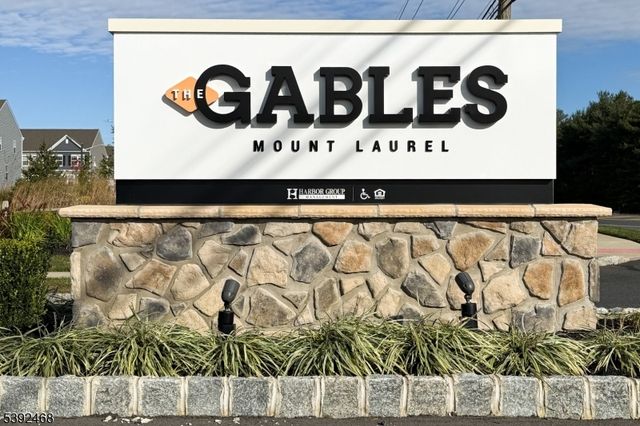 69 Sister's Farmstead Rd, Mount Laurel Twp., NJ 08054