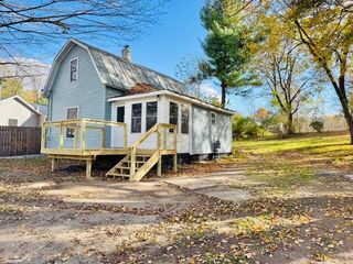 21 Thornapple Lake Road, Castleton Twp, MI 49073