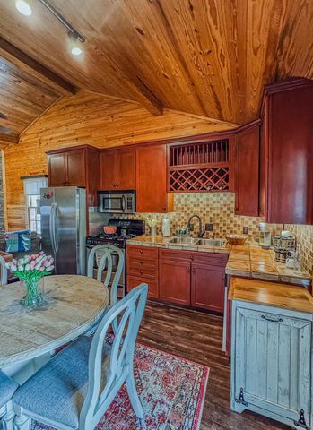 295 Primrose Creek Drive, Heber Springs, AR 72543