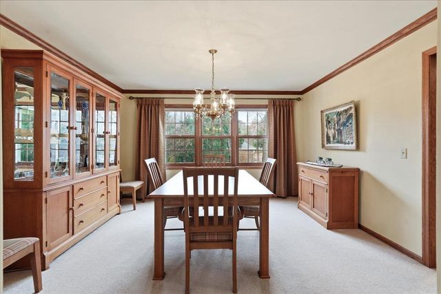 22 Pebble Beach Circle, Madison, WI 53717