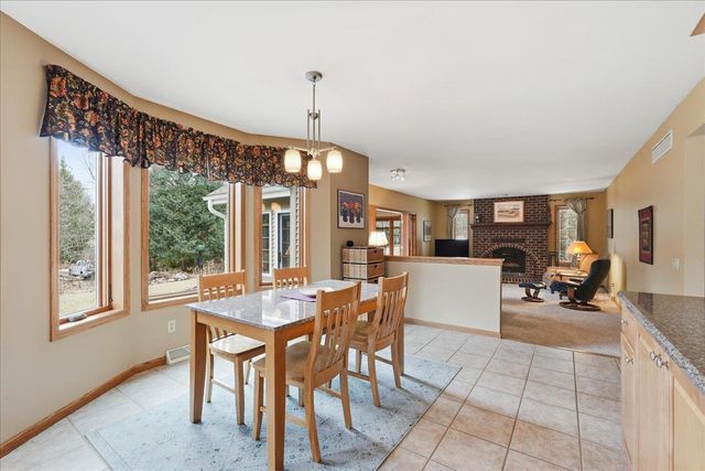 22 Pebble Beach Circle, Madison, WI 53717