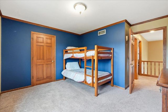 22 Pebble Beach Circle, Madison, WI 53717