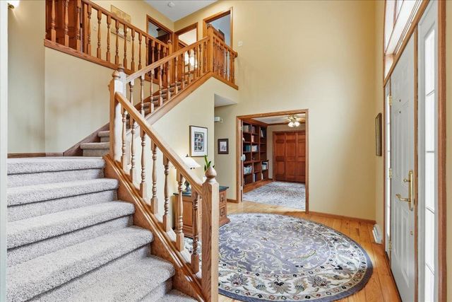 22 Pebble Beach Circle, Madison, WI 53717