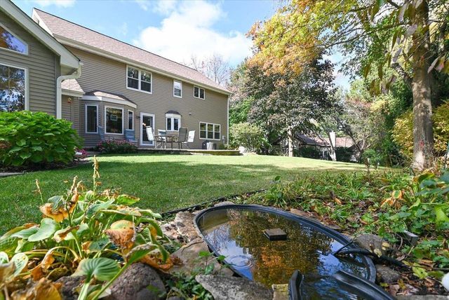 22 Pebble Beach Circle, Madison, WI 53717