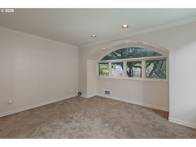 626 N BAYVIEW Loop, Waldport, OR 97394