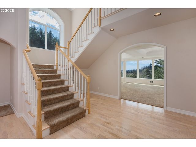 626 N BAYVIEW Loop, Waldport, OR 97394