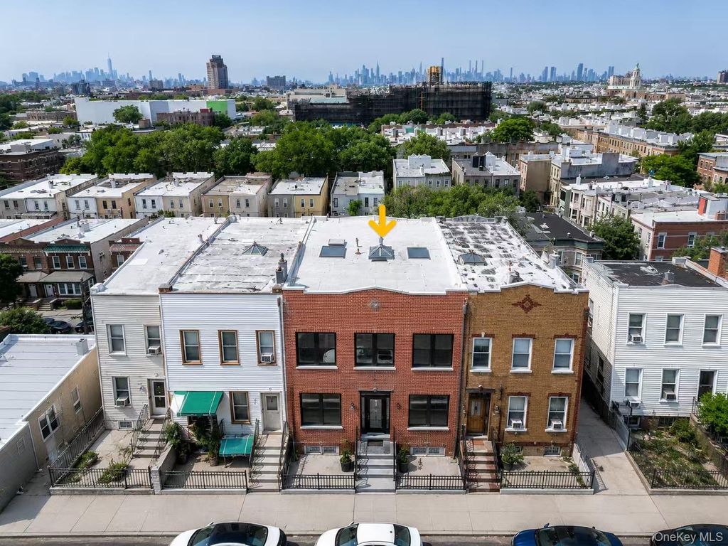 1726 Summerfield Street, Ridgewood, NY 11385