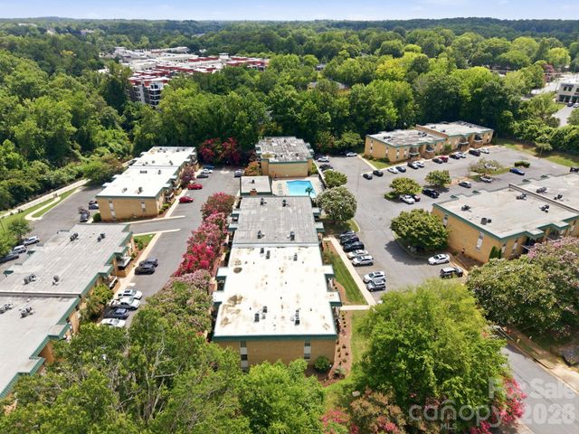 4735 Hedgemore Drive, Charlotte, NC 28209
