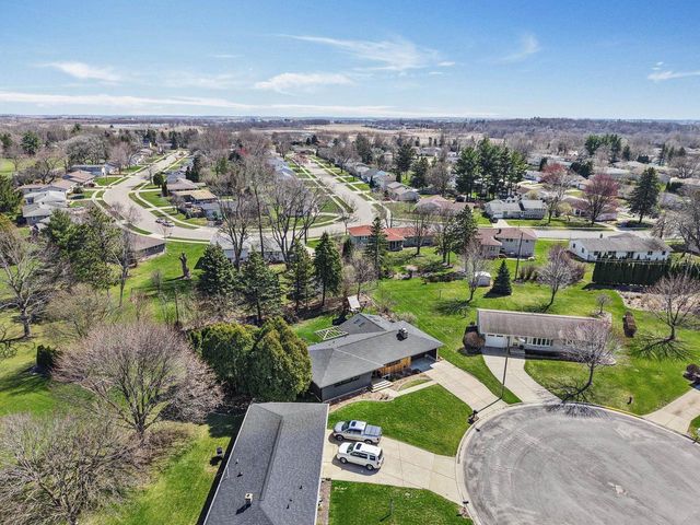 1145 Werner Court, Sun Prairie, WI 53590