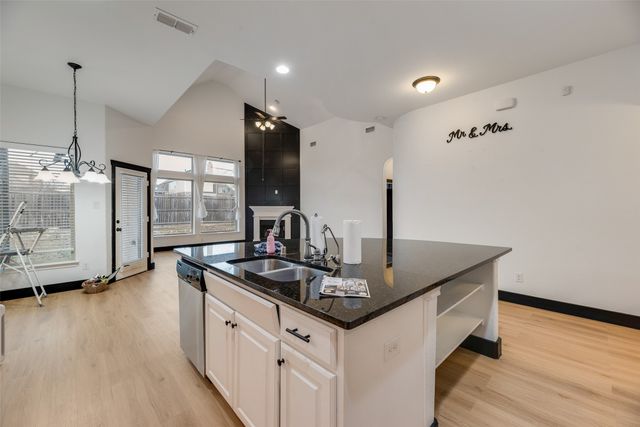 13709 Bluebell Drive, Little Elm, TX 75068