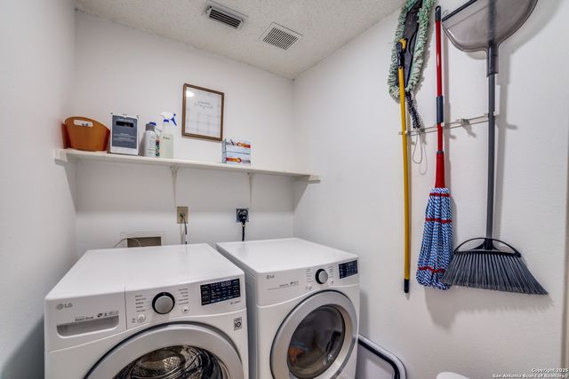 2218 Gunter Bay, San Antonio, TX 78245